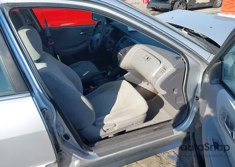 2002 Honda Accord 2.3 Lx from USA, damaged, VIN 1HGCG56492A162319